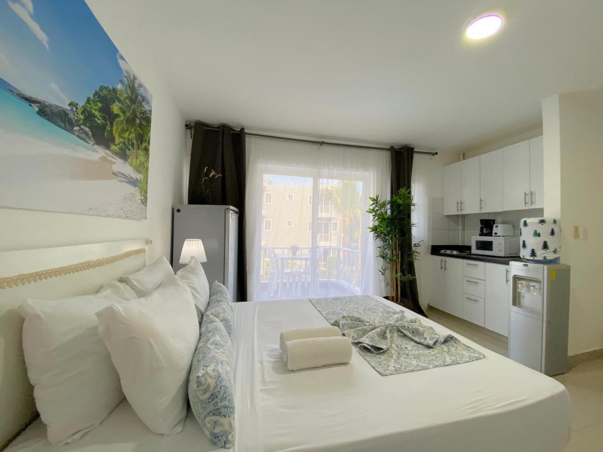 Dominican Breath - Suites Sol Caribe - Swimming Pool And Beach Club - Playa Bavaro ปุนตากานา ภายนอก รูปภาพ