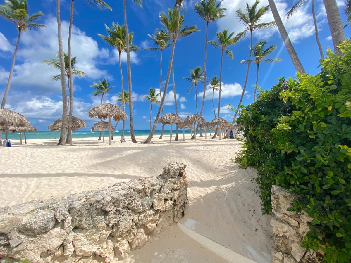 Dominican Breath - Suites Sol Caribe - Swimming Pool And Beach Club - Playa Bavaro ปุนตากานา ภายนอก รูปภาพ